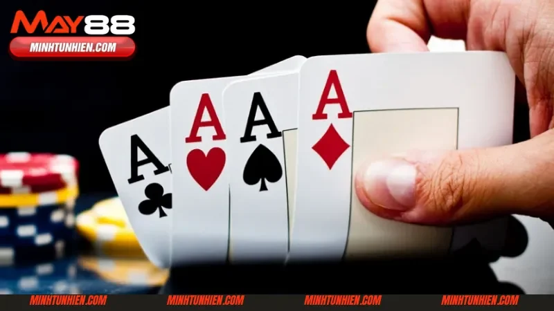 Sắp xếp bài trước khi chơi bài tiến lên online tại May88